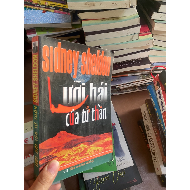 Sách lưỡi hái tử thần - Sidney Sheldon 310515