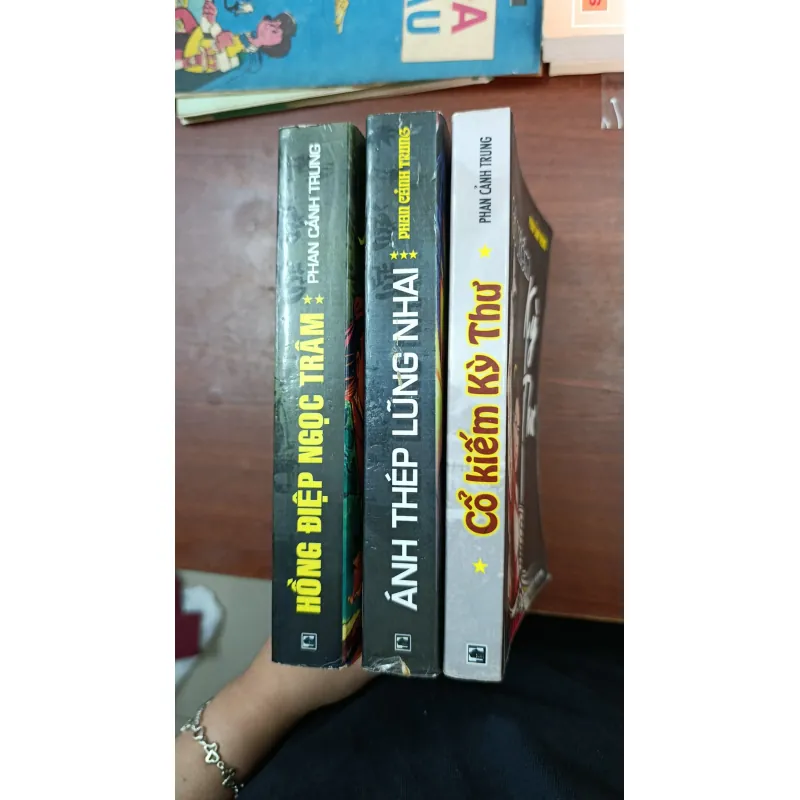 CỔ KIẾM KỲ THƯ - PHAN CẢNH TRUNG 746970