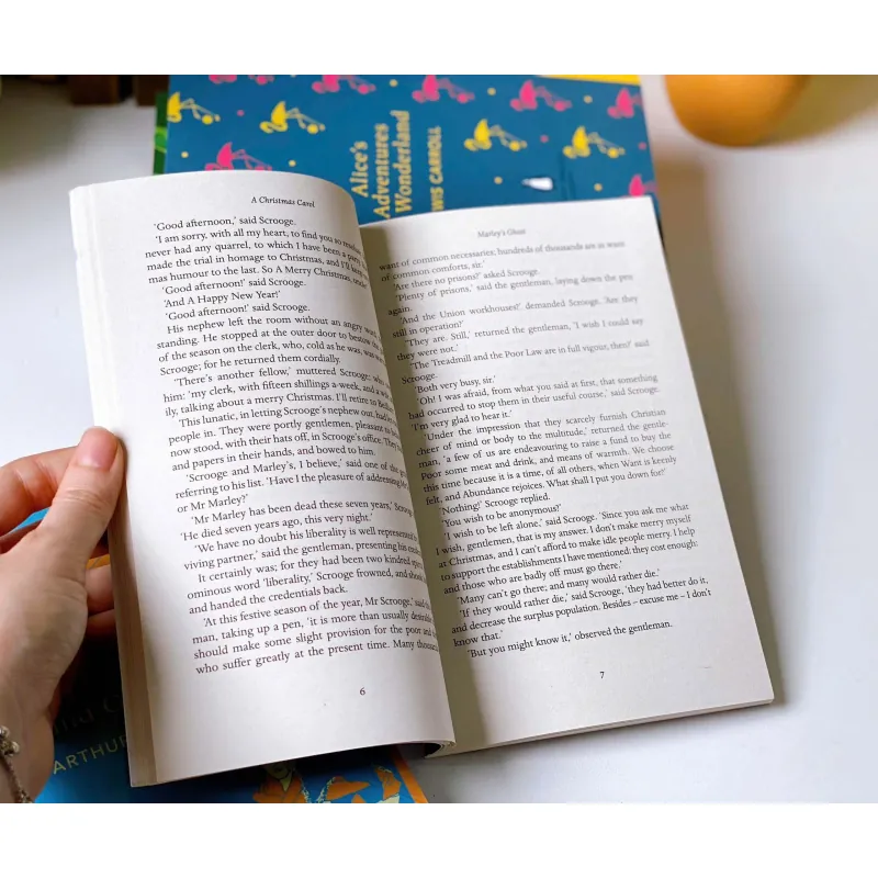 Sách - A Christmas Carol (NEW) (The Penguin English Library) 733647