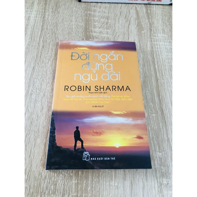 ĐỜI NGẮN ĐỪNG NGỦ DÀI 1004257