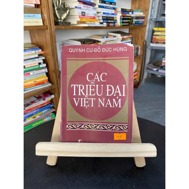 Sách Các Triều Đại Việt Nam Quỳnh Cư & Đỗ Đức Hùng 745781