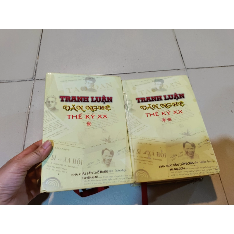 Tranh luận văn nghệ thế kỉ XX 443336