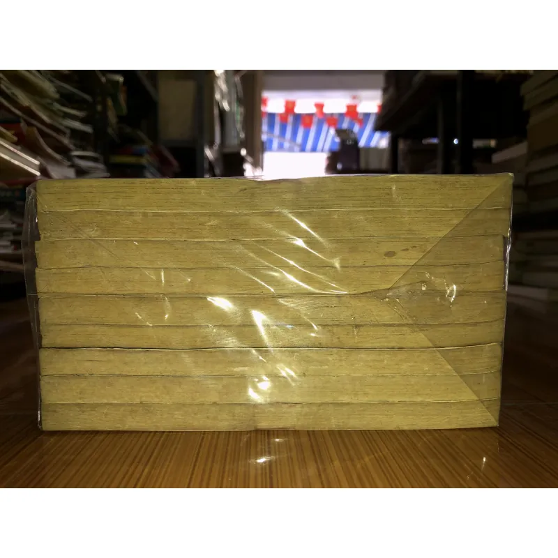 Lights out - Lee Myung Jin  781929