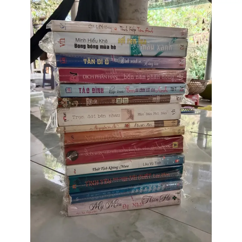 Combo sách ngôn tình (14 cuốn) 1038605