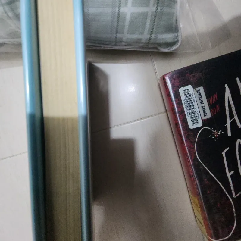 Sách The ballad of a broken nose 786136