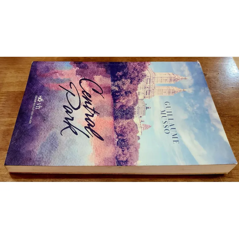 Tiểu thuyết Pháp: CENTRAL PARK (Guillaume Musso) 753705