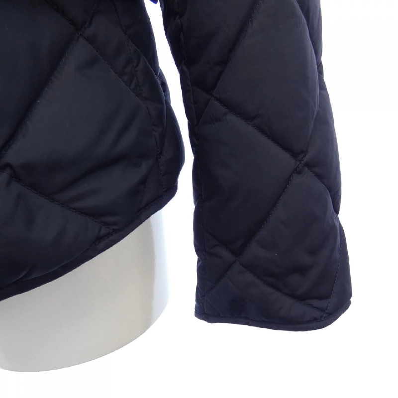 Áo khoác lông vũ MONCLER 636497