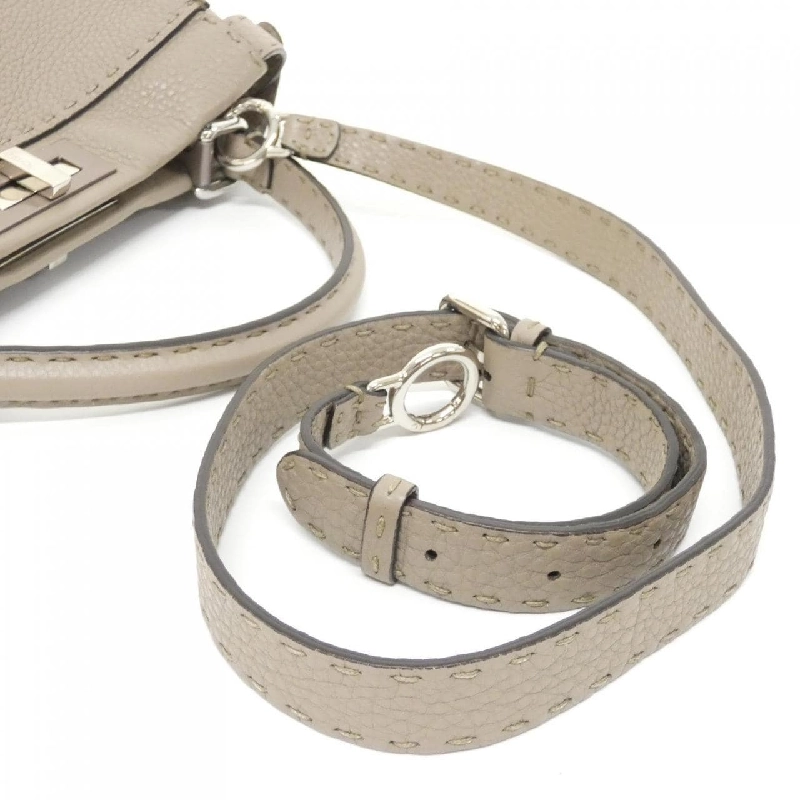 Túi Fendi SELLERIA Peekaboo 8BN290 1RM - Hàng hiệu Chính hãng 617938