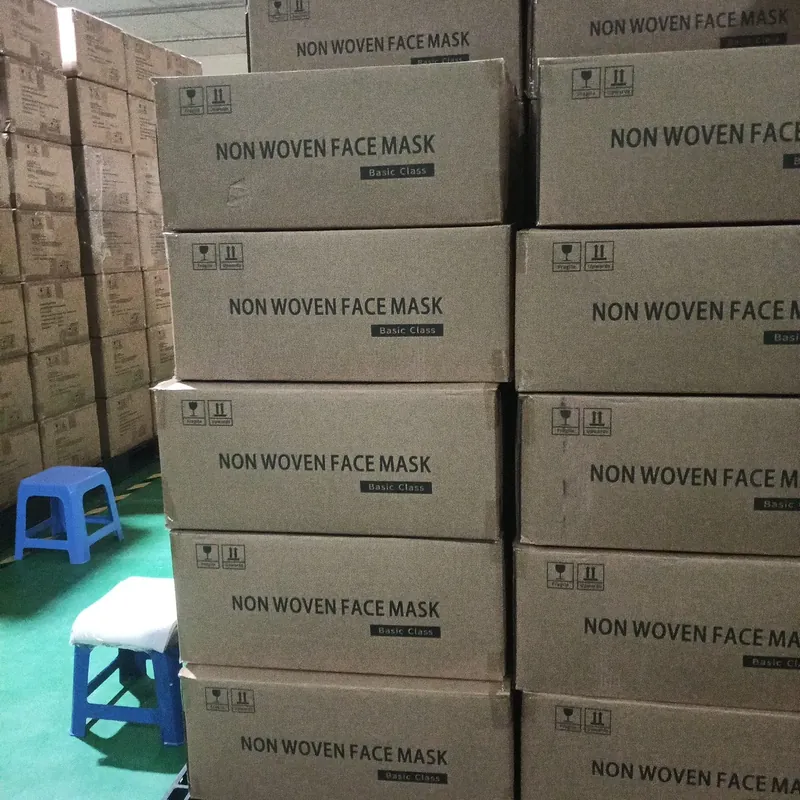 Khẩu trang 3 lớp phòng sạch dành cho các công ty điện tử p sạch..1 thùng 40 gói. 739777