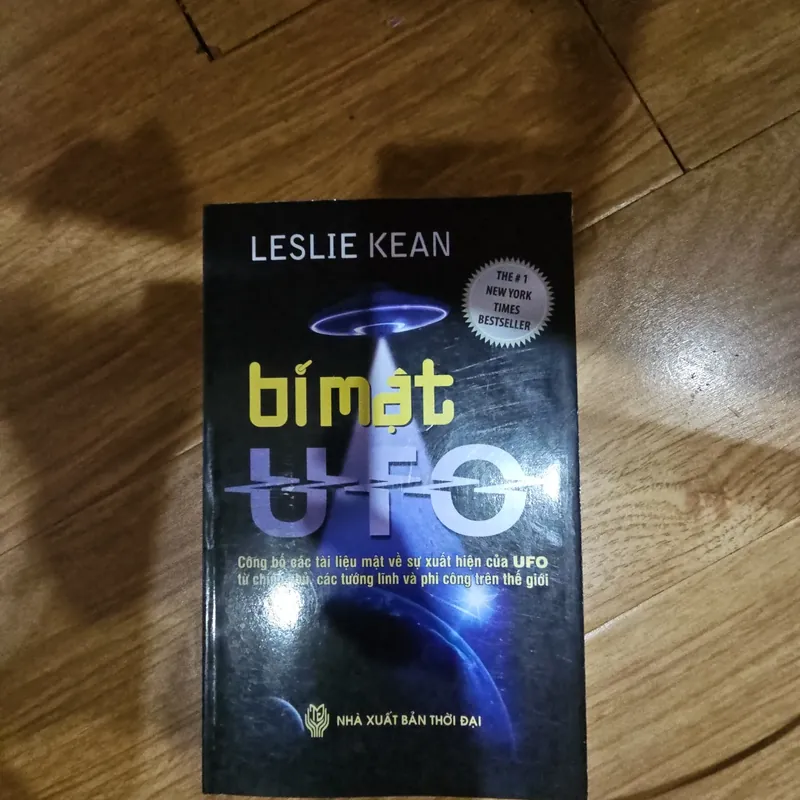 Bí mật UFO Giá 35k 611699