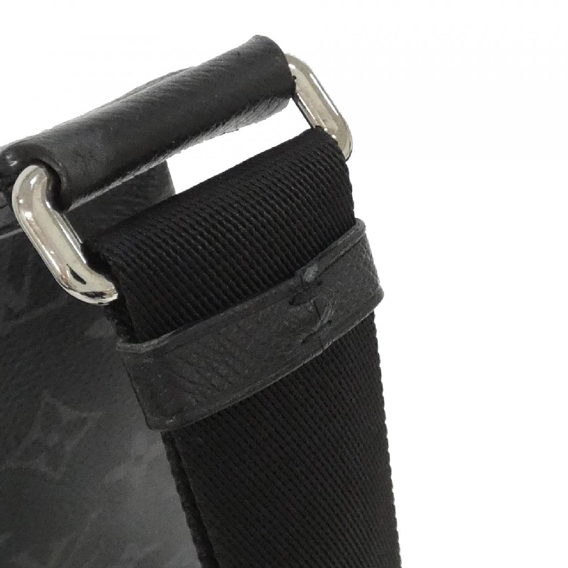 Túi đeo chéo Louis Vuitton Taiga Lama Duo M30936 - Hàng hiệu Chính hãng 767127