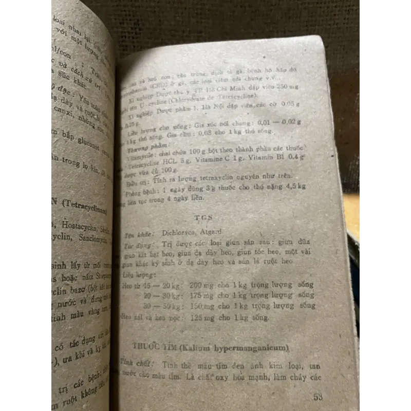 Sổ tay dùng thuốc thú y - Lê Minh Chí  799052