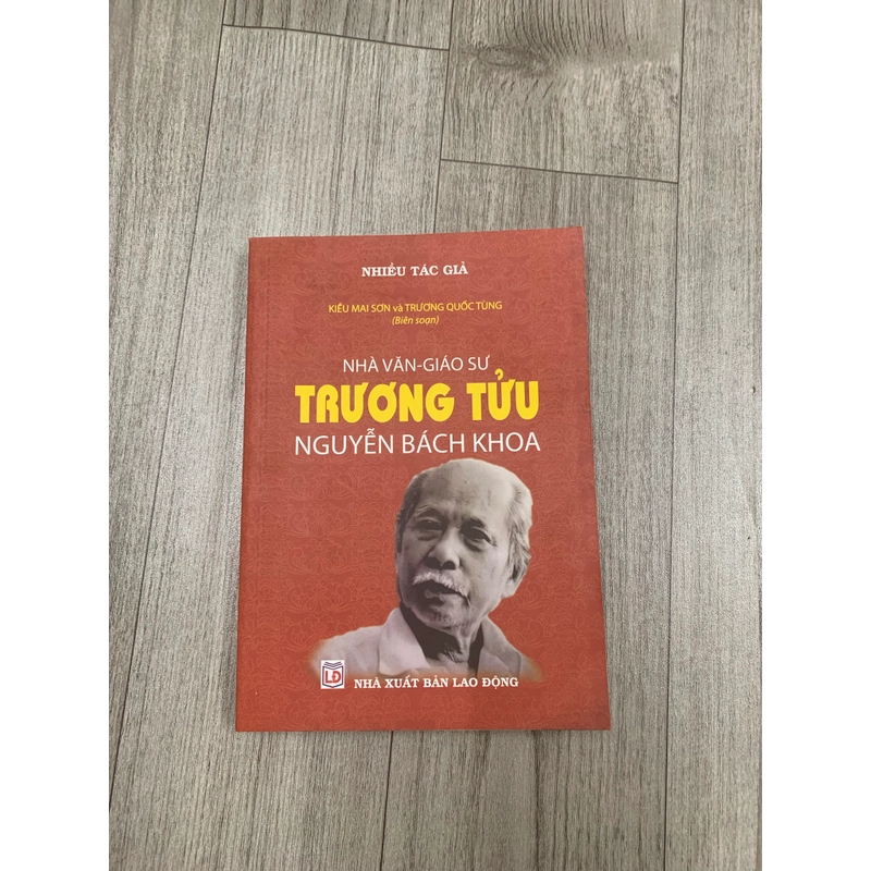 Nhà văn giáo sư Trương Tửu Nguyễn Bách Khoa. 3a3 552776