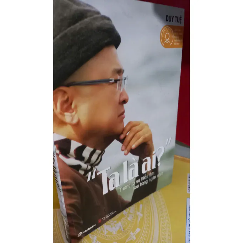 ta là ai - duy tuệ 929582