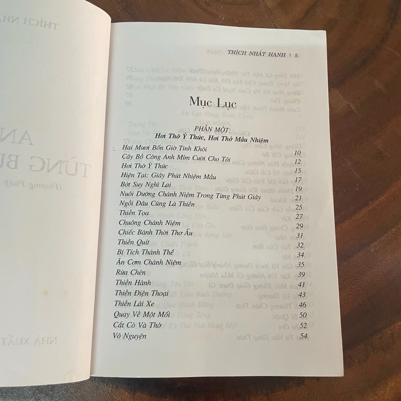 II Tựa sách: An Lạc Từng Bước Chân _ Phương Pháp Thực Tập Hạnh Phúc - Thích Nhất Hạnh 452800