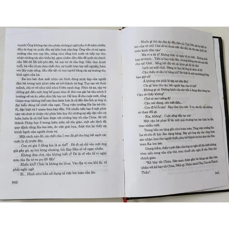 Tiểu thuyết ĐỜI TỶ PHÚ - Tác giả: Pierre Rey 704354