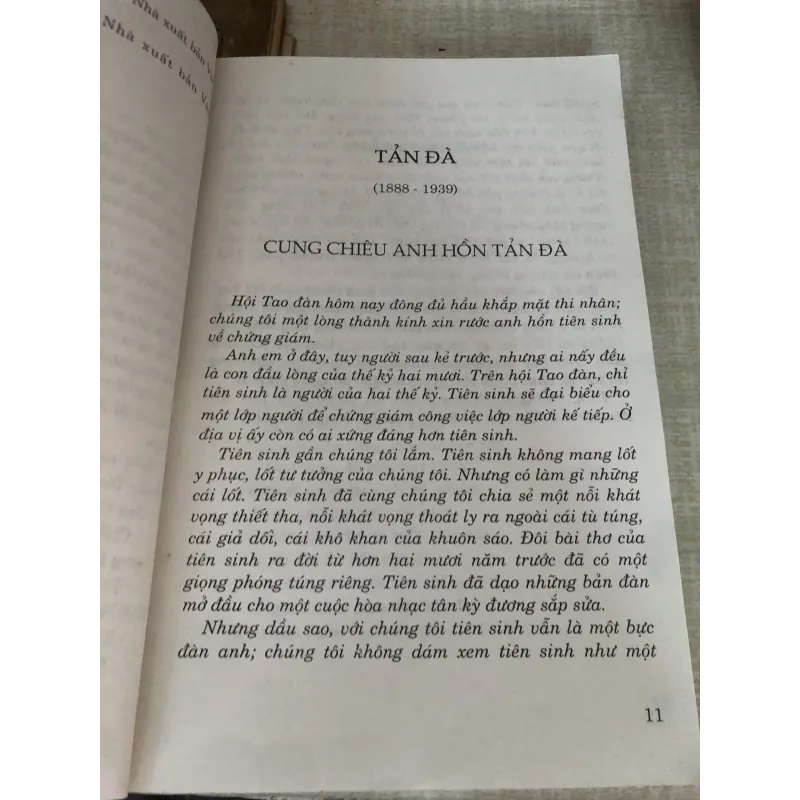 Thi nhân Việt Nam 995095