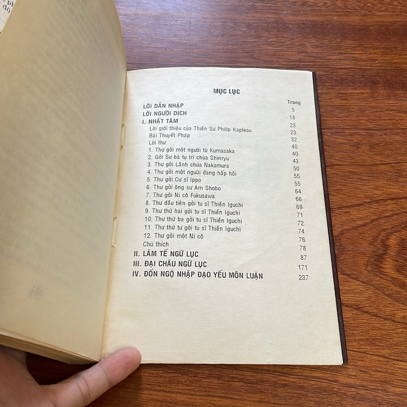 II Tựa sách: Lời Thiền - Ngô Ánh Tuyết, Viên Thông - 1995 502434