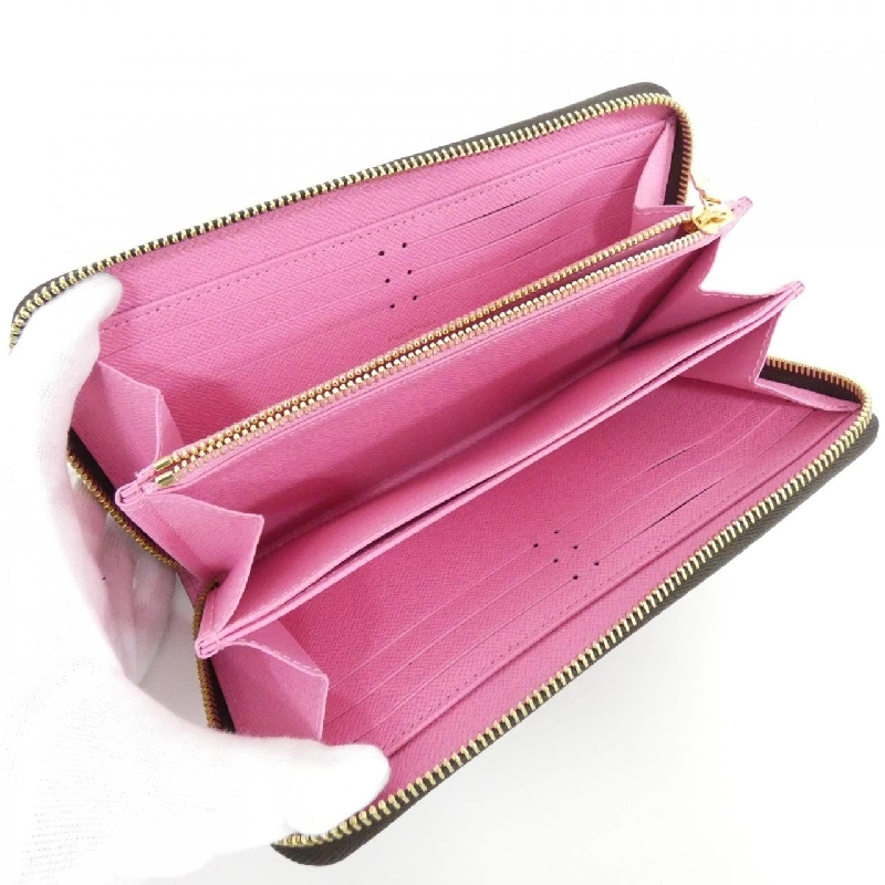 Ví Zippy Monogram (LV X YK) của Louis Vuitton M82106 621217