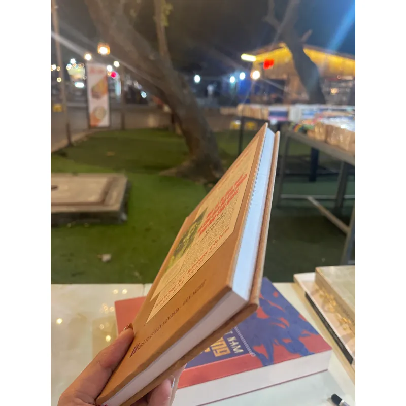 MỘT SỐ TƯ LIỆU MỚI VỀ CHỦ TỊCH HỒ CHÍ MINH TRÊN BÁO CỨU QUỐC - VŨ VĂN SẠCH  1027411