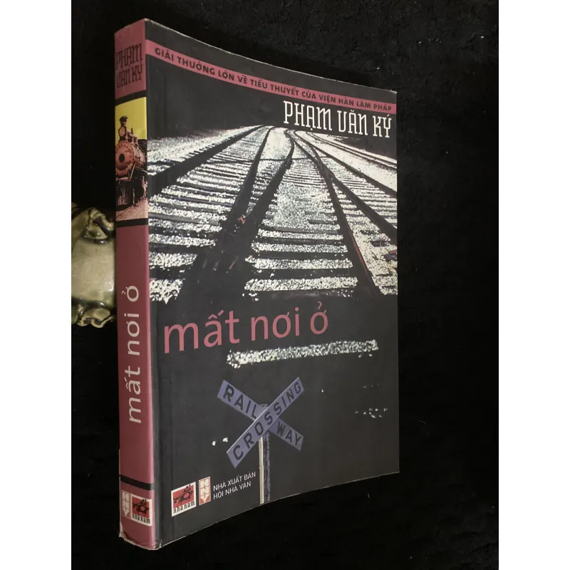 Mất Nơi Ở-Phạm Văn Ký.   1030909