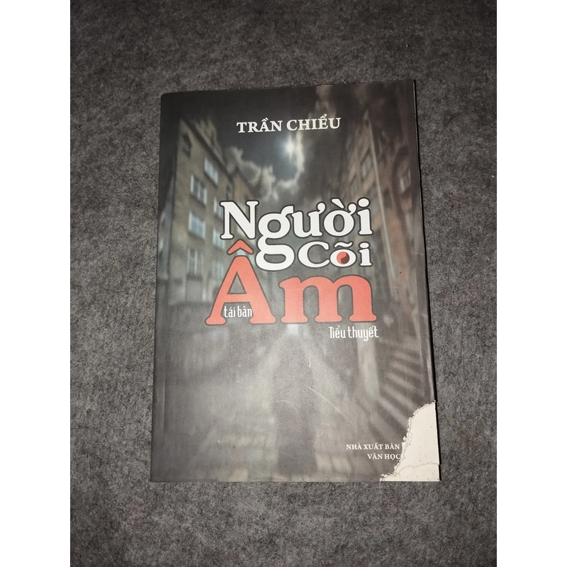 NGƯỜI CÕI ÂM - TRẦN CHIỂU 538082