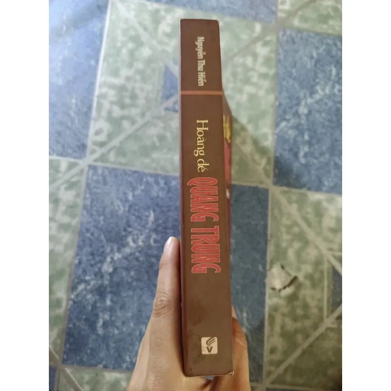 Hoàng đế Quang Trung - Nguyễn Thu Hiền 932655