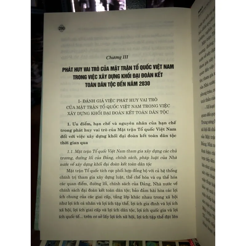 Phát huy vai trò của mặt trận tổ quốc Việt Nam đối với xây dựng khối đại đoàn kết 754081