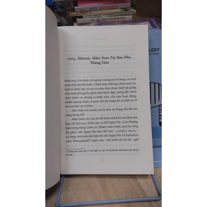 Sách: Sữa nóng - TG:  Deborah Levy 1031960