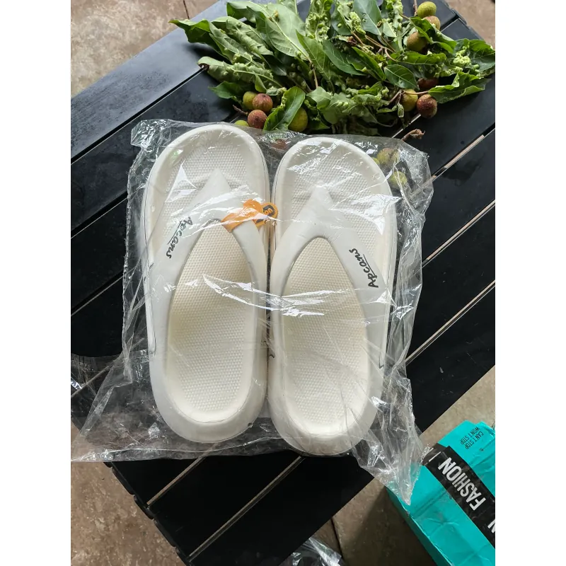 DÉP XỎ NGÓN NGOÀI TRỜI CHỐNG TRƠN TRƯỢT SIZE 41 CŨ 674452