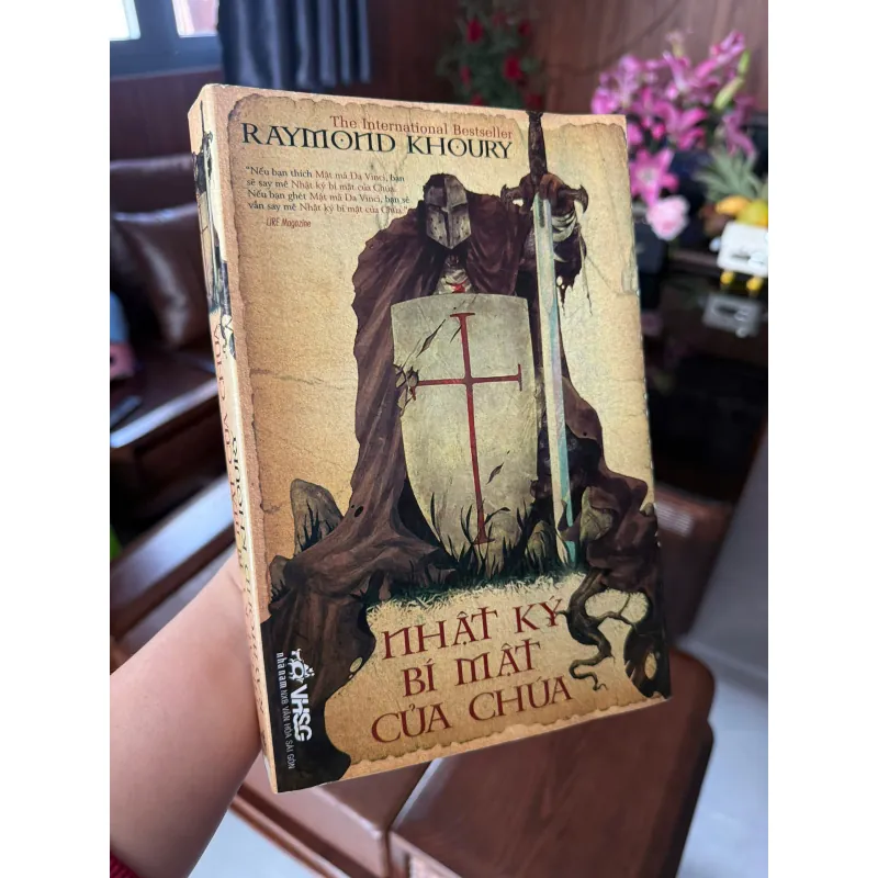 Nhật Ký Bí Mật Của Chúa – Raymond Khoury | Tiểu thuyết trinh thám tôn giáo hấp dẫn 972111