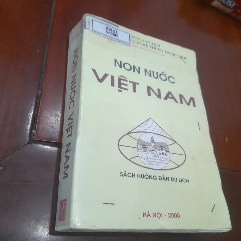 NON NƯỚC VIỆT NAM 730420