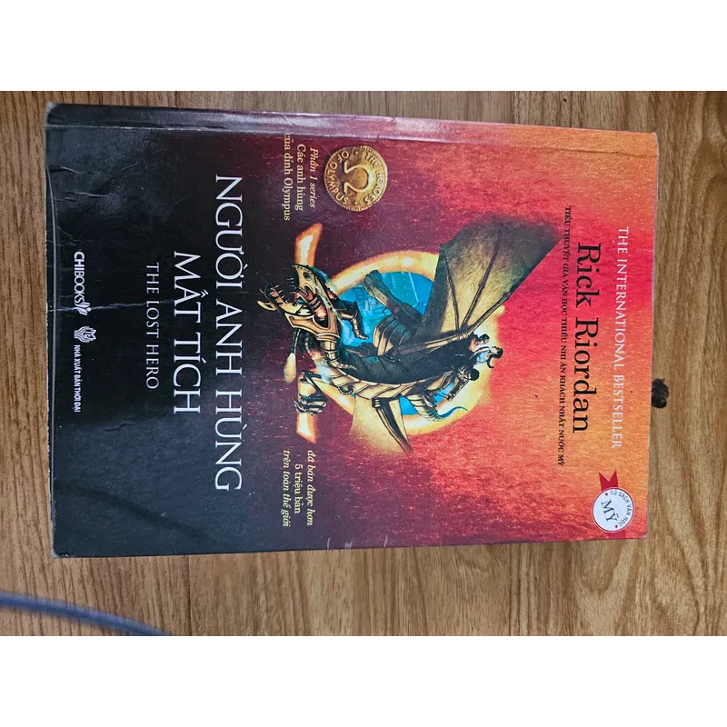 Người anh hùng mất tích
 688756