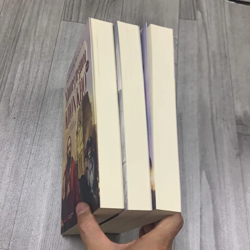 Những người khốn khổ - vitor hugo. 7a1 731150