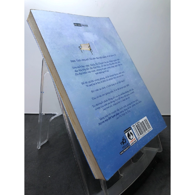 Nợ em một đời hạnh phúc 2013 mới 80% ố bẩn nhẹ Phỉ Ngã Tư Tồn HPB3007 VĂN HỌC 450786