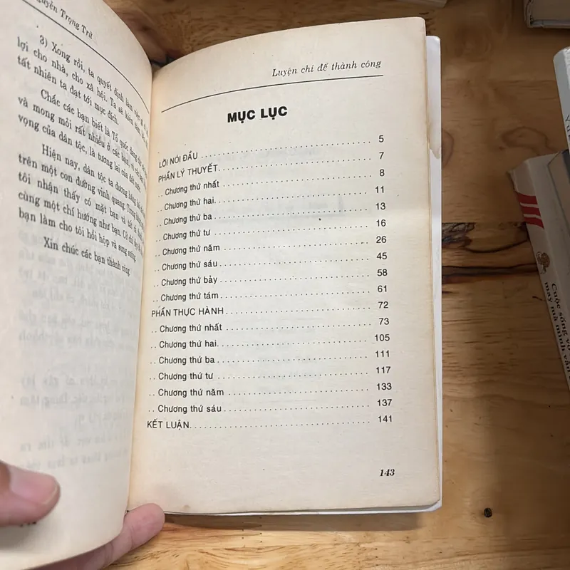 II Sách Kỹ Năng: Luyện Chí Để Thành Công - BS. Nguyễn Trọng Trử - 1997 698145