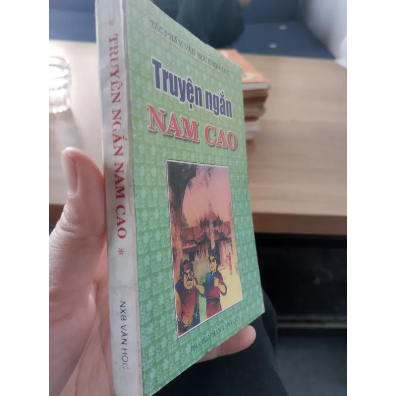 sách tuyển tập "Truyện ngắn Nam Cao" do Nhà xuất bản Văn học phát hành. 

 1032639