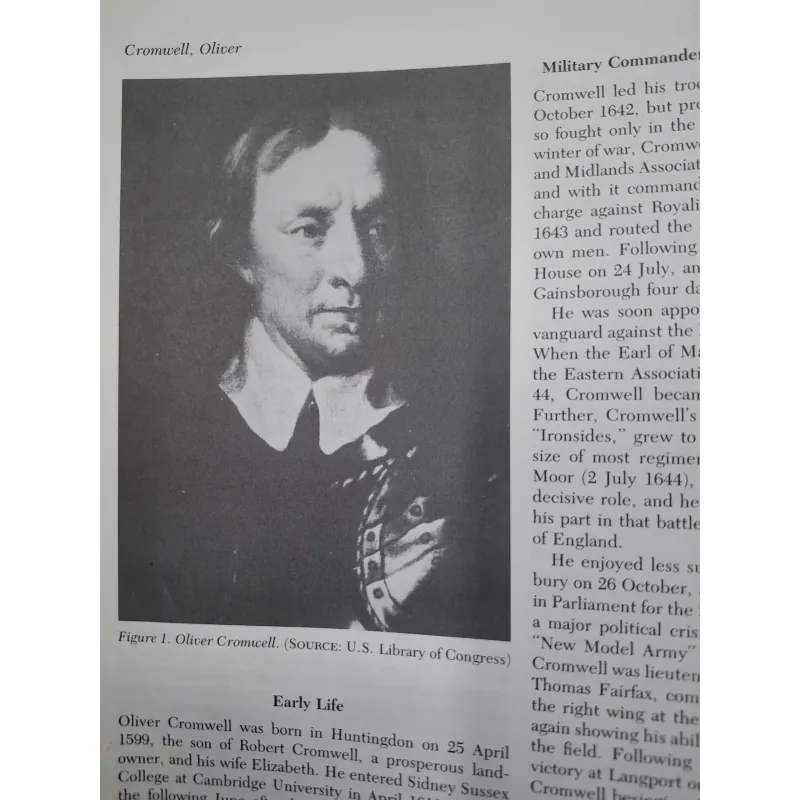International Military and Defense Encyclopedia (Bách khoa toàn thư Quốc tế) 958020