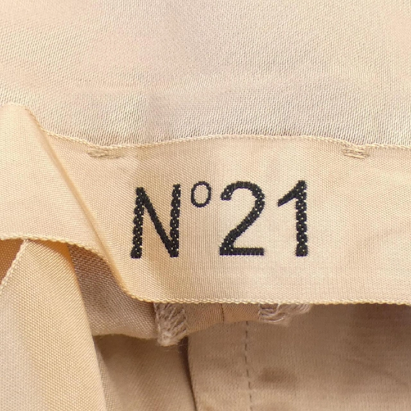 【Coupon対象】ヌメロヴェントゥーノ N°21 Quần short 653455