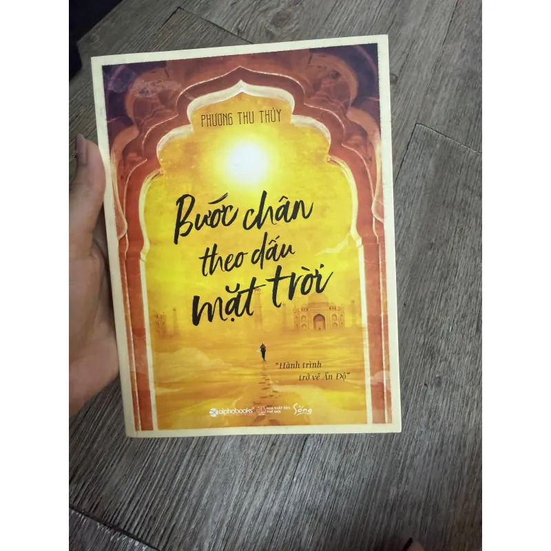 Bước Chân Theo Dấu Mặt Trời 997858