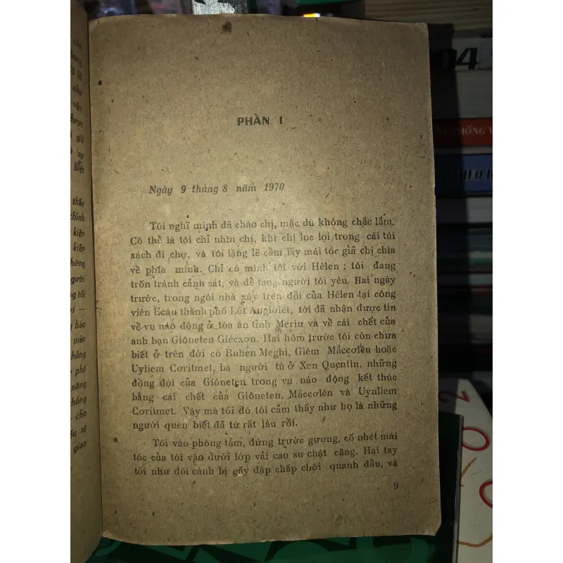 Vào cuộc - Angiêla Đêvít  787825