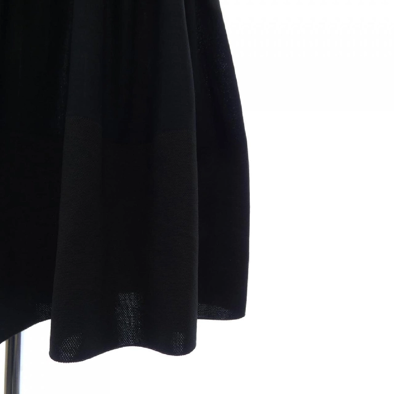 【Mã giảm giá】Chân váy CFCL 653863