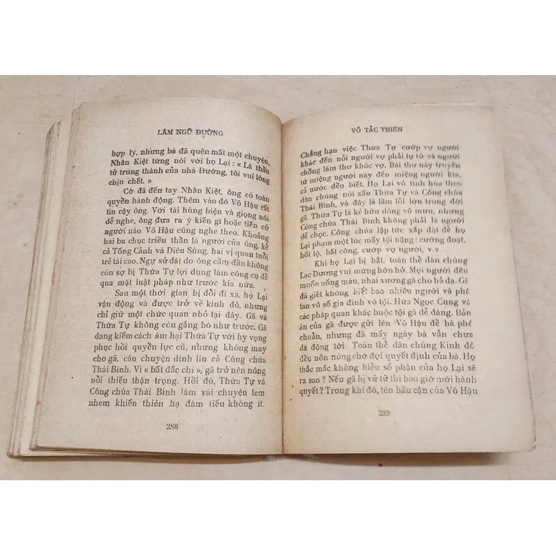 TÌNH SỬ VÕ TẮC THIÊN - Lâm Ngữ Đường (345 trang) 731739