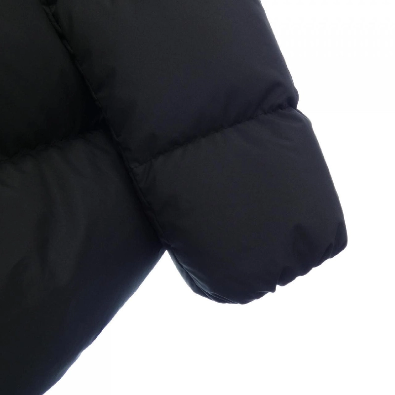 Áo khoác lông vũ MONCLER LOCUSTELLE 632651