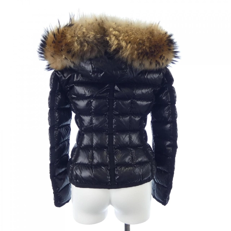 Áo khoác lông vũ MONCLER 643523