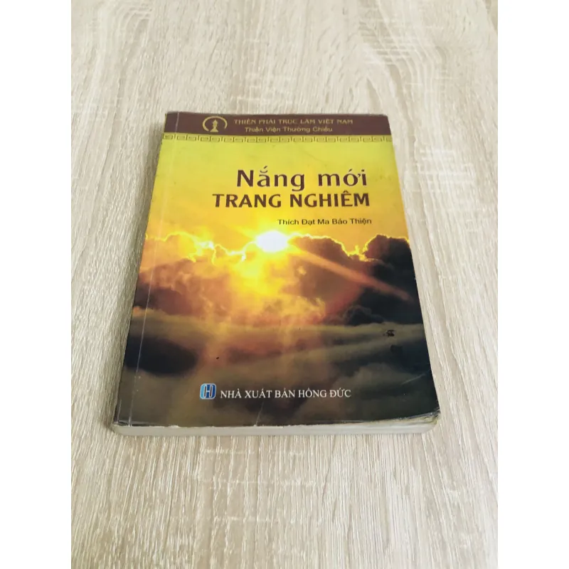 NẮNG MỚI TRANG NGHIÊM  957171
