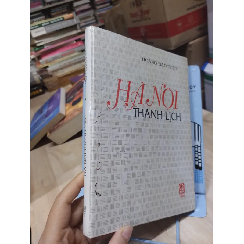 Sách: Hà Nội Thanh Lịch - TG: Hoàng Đạo Thuý (A2) 934896