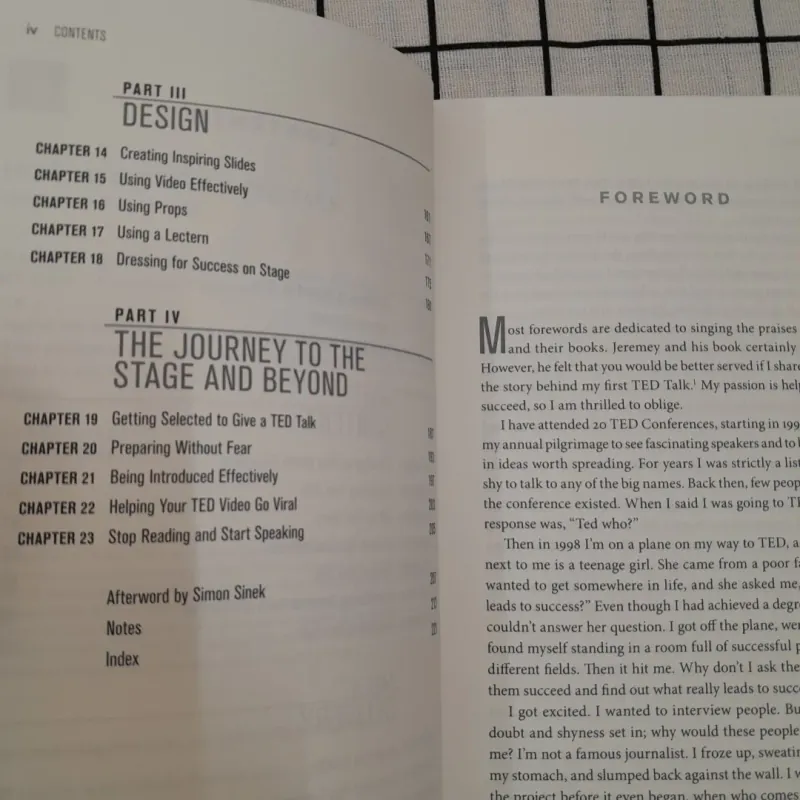 Sách ngoại văn Anh- HOW TO DELIVER A TED TALK- Tg. Jeremey Donovan.  934153