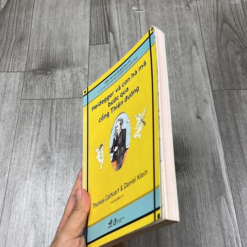 Heidegger và con hà mã bước qua cổng thiên đường. 2a1 542901