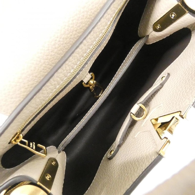 Túi Louis Vuitton Capucines BB M94634 614555